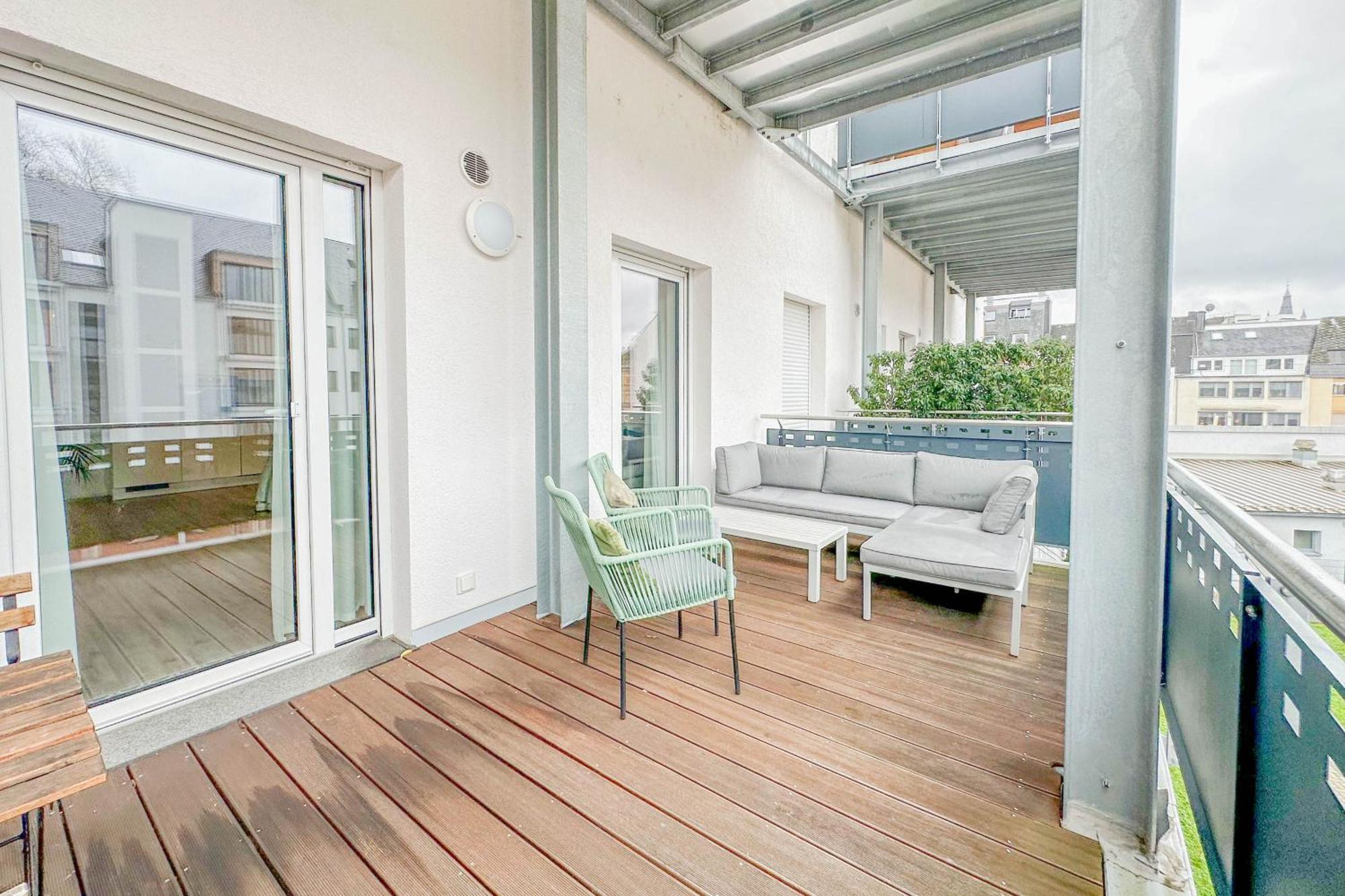 Modernes Trierer Cityloft Mit Grossem Balkon Exterior foto